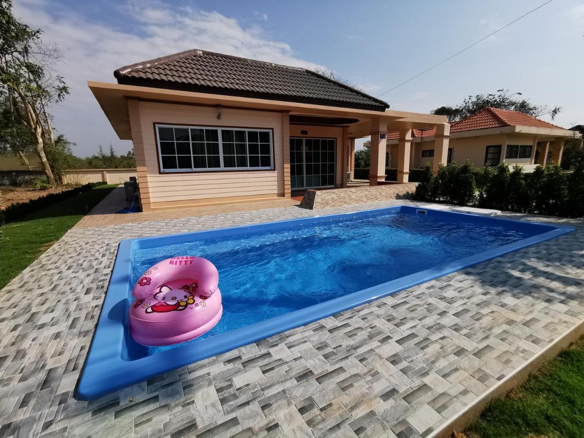 Sand-D House Pool Villa A3 At Rock Garden Beach Resort Rayong Маэ-Пим Экстерьер фото
